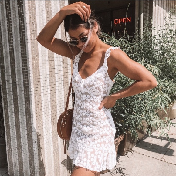 Ivory Cream Wildflower Flutter Overlay Dress - Picture 4 of 12